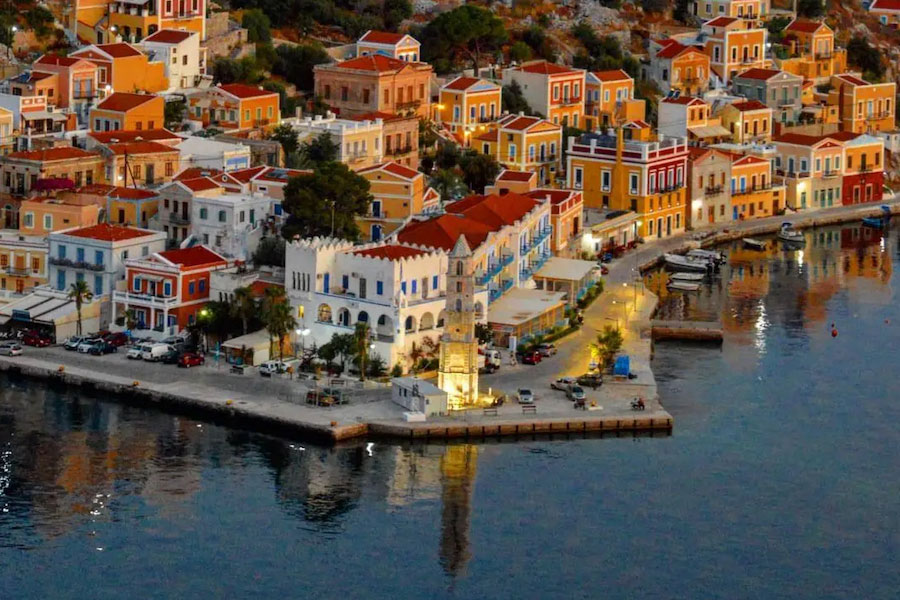 Symi isola del Dodecanneso in Grecia